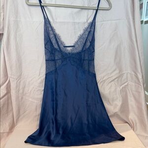 Like New M Victoria's Secret Navy Lace Chemise